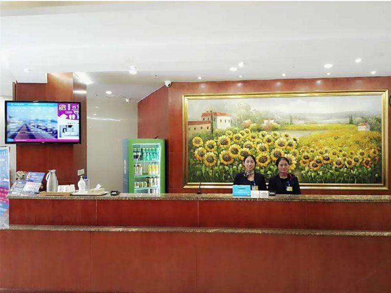 Hanting Express Kunming Stadium Branch Esterno foto