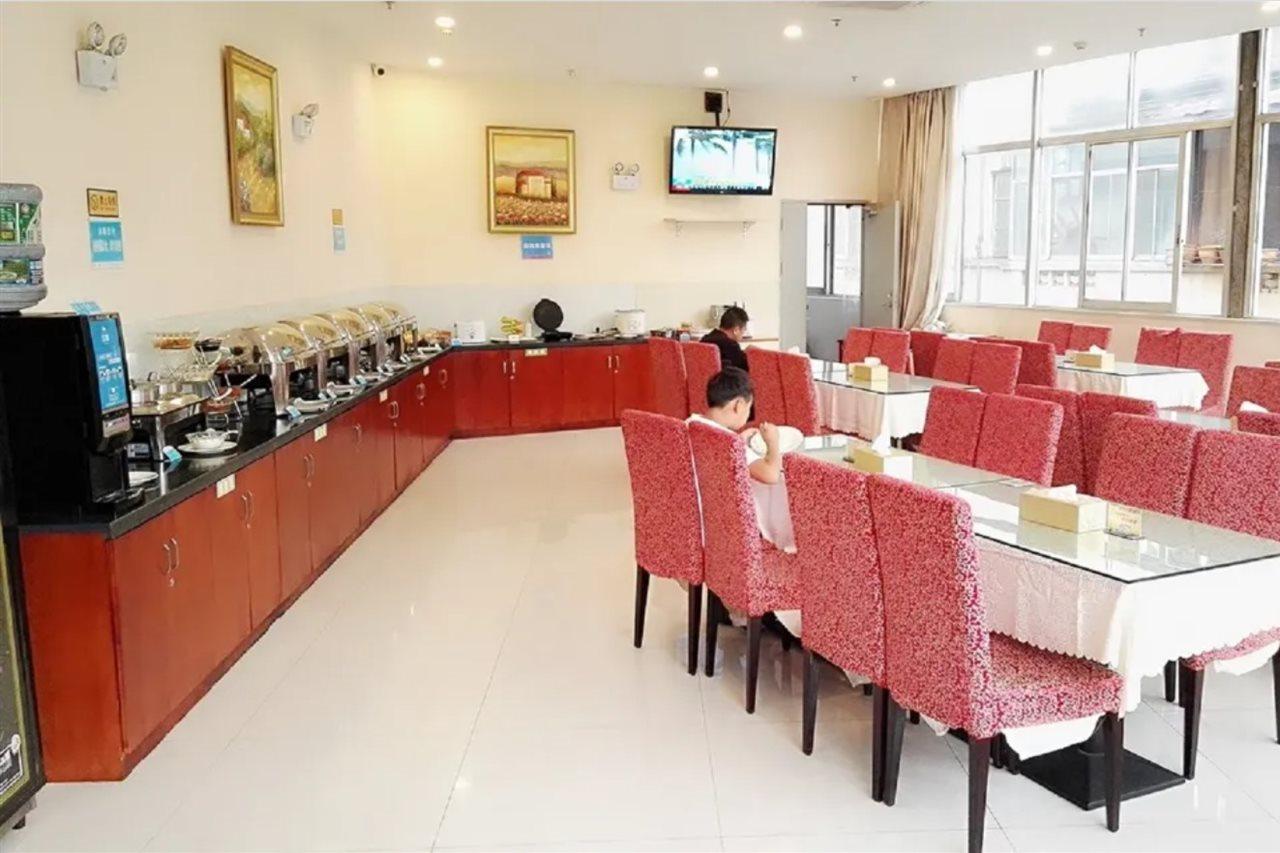 Hanting Express Kunming Stadium Branch Esterno foto