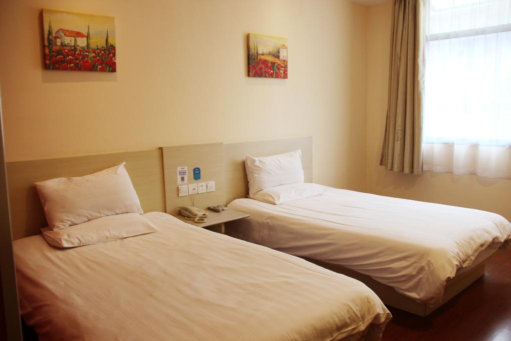 Hanting Express Kunming Stadium Branch Esterno foto